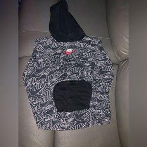 Great condition Nike kids hoodie. Size 5